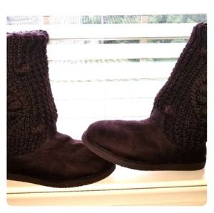 $$PRICE DROP$$ Brown Boots lined with fur